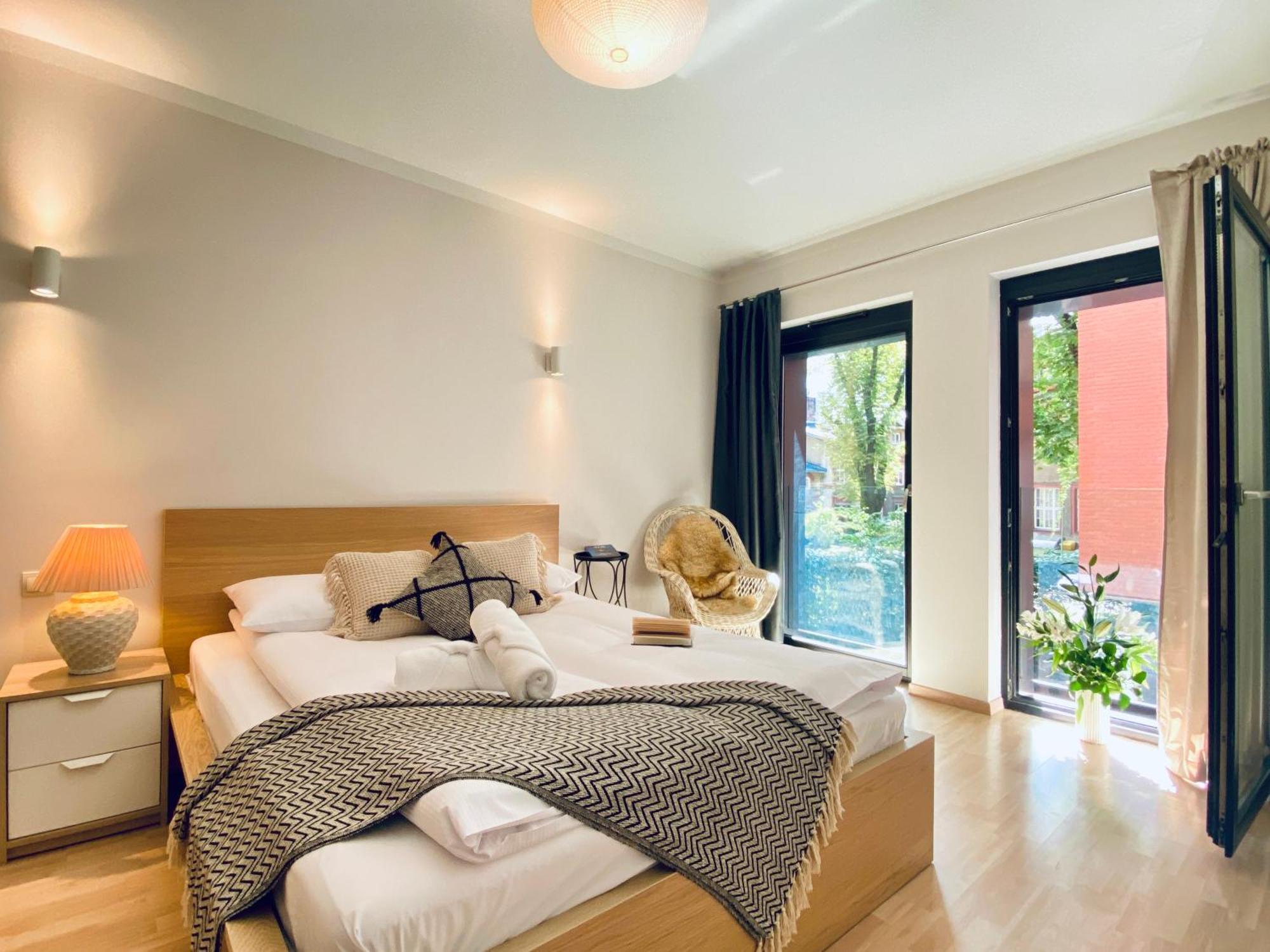 Angel Mint Apartment - Free Parking - Balcony Краков Экстерьер фото