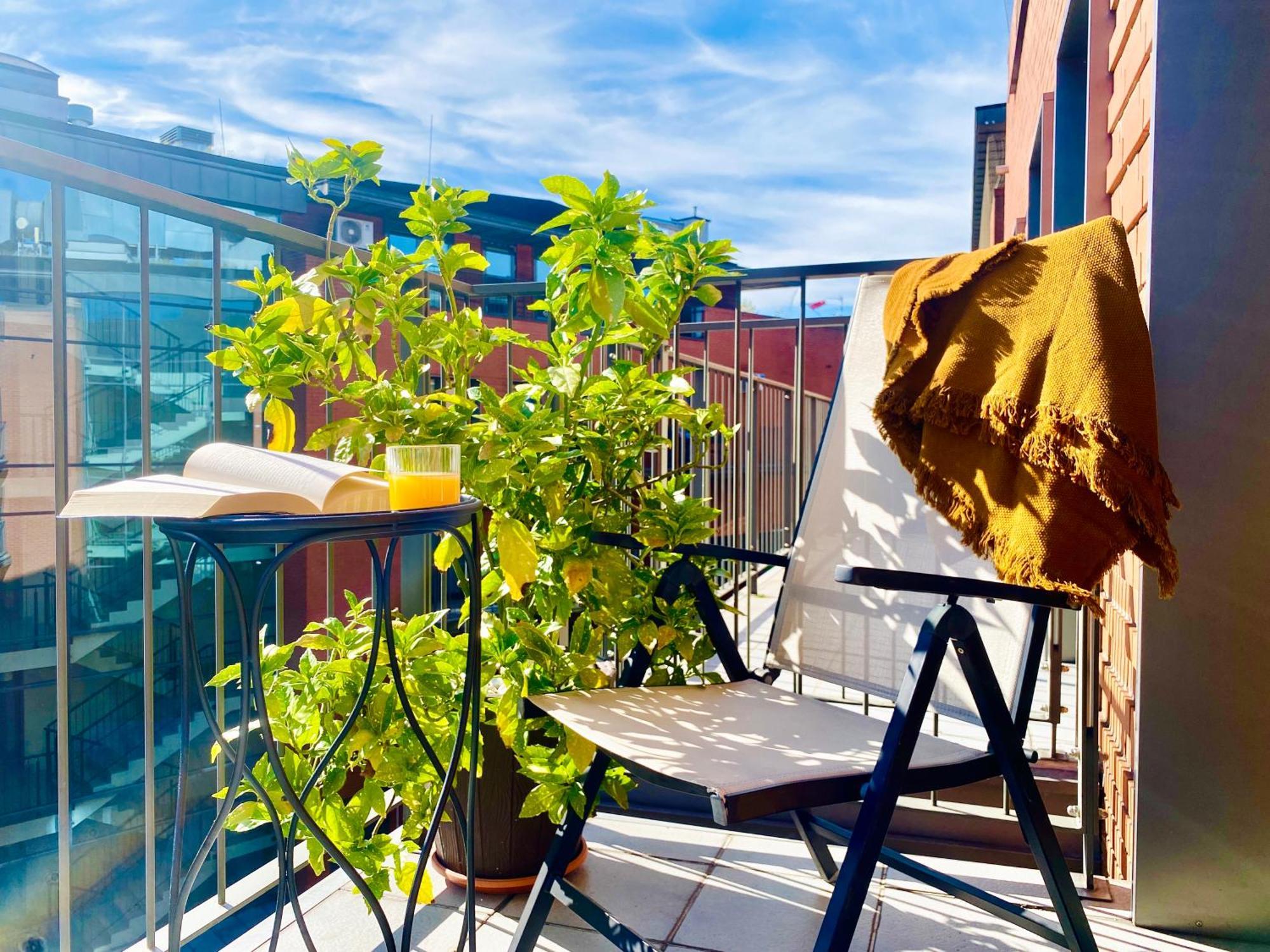 Angel Mint Apartment - Free Parking - Balcony Краков Экстерьер фото